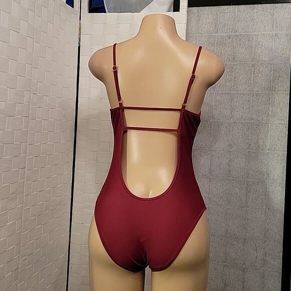 WOMEN"S SHADE &SHORE LACE DESIGN DETAILS ONE-PIECE WOMEN"S SWIMSUITS - Picture 8 of 14